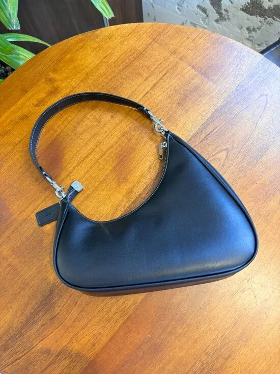 Coach Teri Hobo Bag in Black Leather with Silver Hardware - Picture 2 of 7